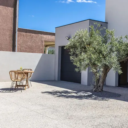 Rochelongue By Interhome *